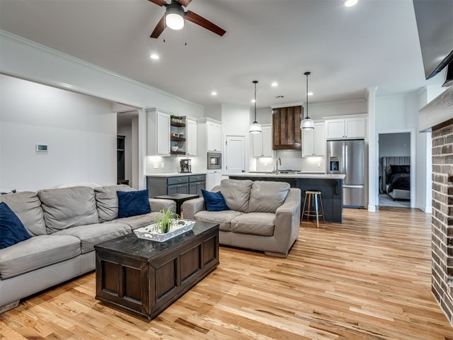 616 126th Street S, Jenks, OK 74037