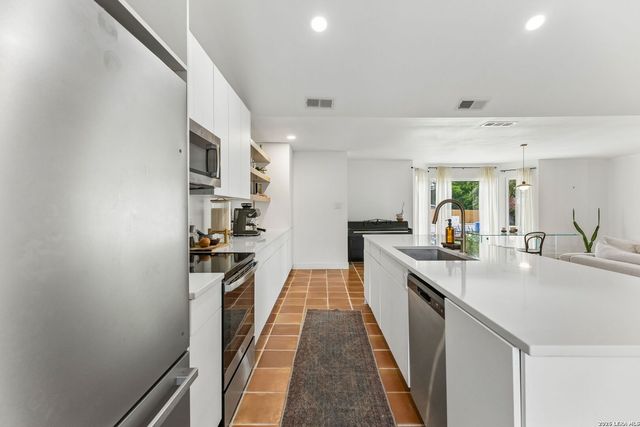2006 Oakline, San Antonio, TX 78232