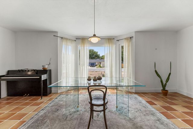2006 Oakline, San Antonio, TX 78232