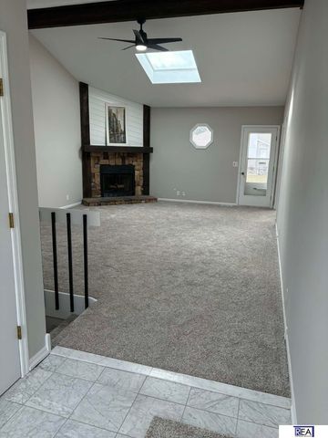 5108 S 162 Avenue, Omaha, NE 68135