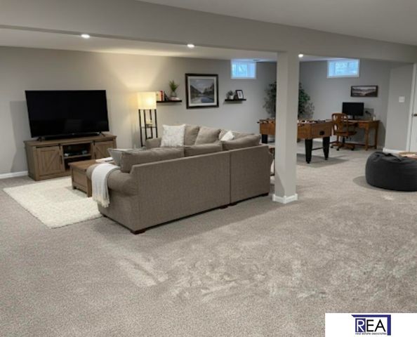 5108 S 162 Avenue, Omaha, NE 68135