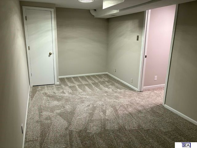 5108 S 162 Avenue, Omaha, NE 68135