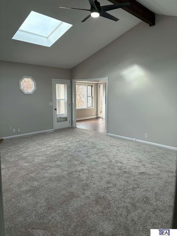 5108 S 162 Avenue, Omaha, NE 68135