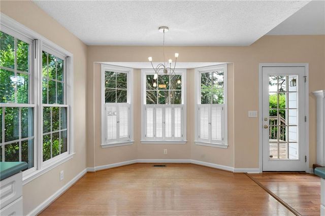 12 Lamplighter Cove NW, Cartersville, GA 30120