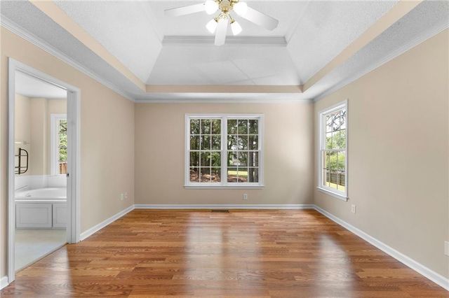 12 Lamplighter Cove NW, Cartersville, GA 30120