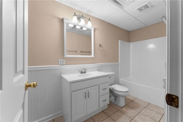 12 Lamplighter Cove NW, Cartersville, GA 30120