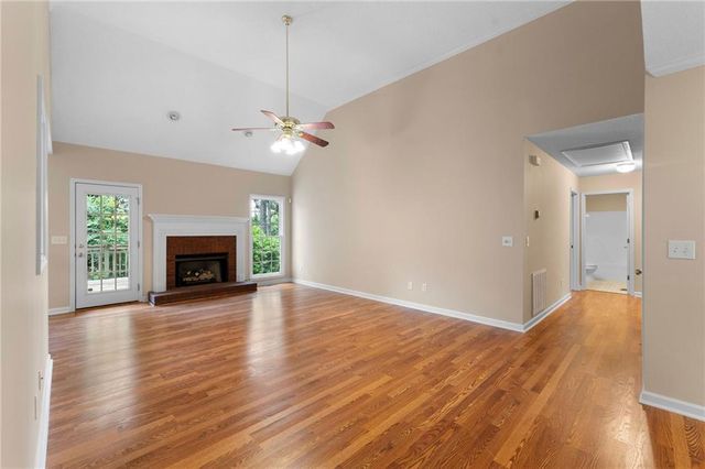 12 Lamplighter Cove NW, Cartersville, GA 30120