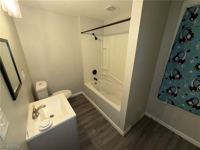 3150 W 40th Street, Cleveland, OH 44109