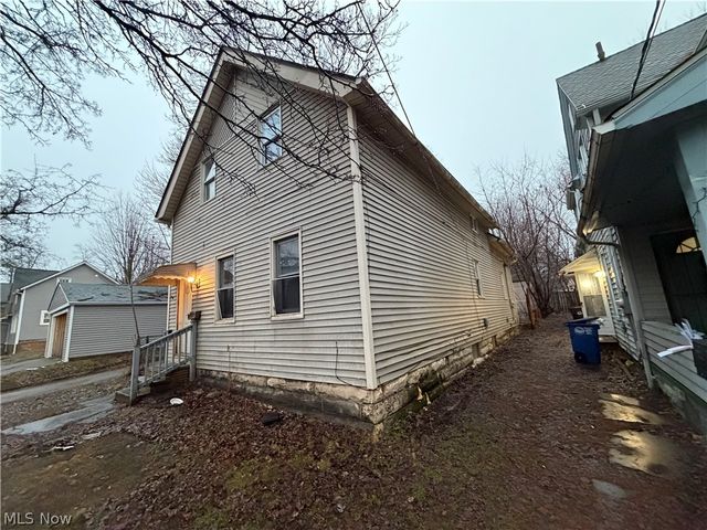 3150 W 40th Street, Cleveland, OH 44109