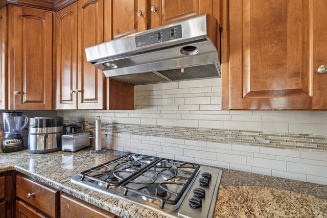 3221 W Markham Street, Little Rock, AR 72205