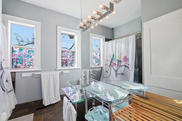 3221 W Markham Street, Little Rock, AR 72205