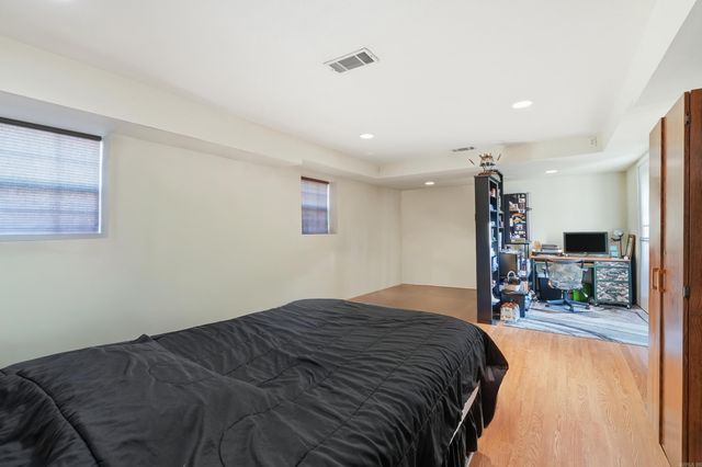 3221 W Markham Street, Little Rock, AR 72205