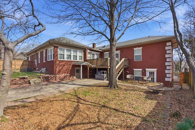 3221 W Markham Street, Little Rock, AR 72205