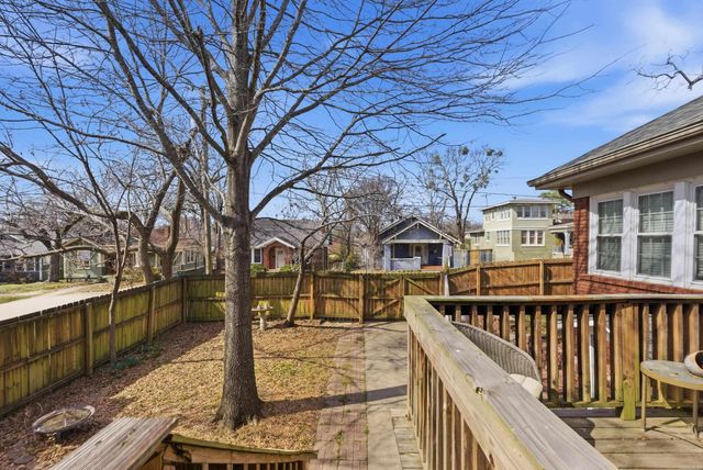 3221 W Markham Street, Little Rock, AR 72205