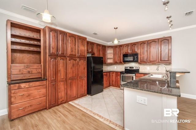 5913 Antoine Road, Mobile, AL 36693