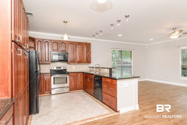5913 Antoine Road, Mobile, AL 36693