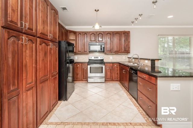 5913 Antoine Road, Mobile, AL 36693