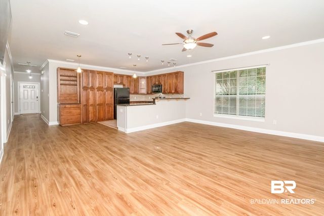 5913 Antoine Road, Mobile, AL 36693