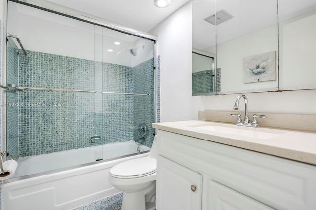 300 Layne Blvd 311, Hallandale Beach, FL 33009