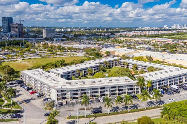 300 Layne Blvd 311, Hallandale Beach, FL 33009