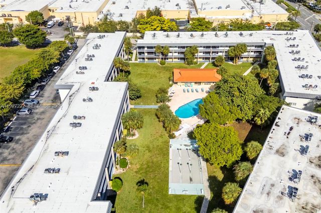 300 Layne Blvd 311, Hallandale Beach, FL 33009