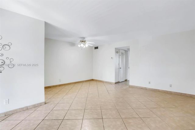 300 Layne Blvd 311, Hallandale Beach, FL 33009