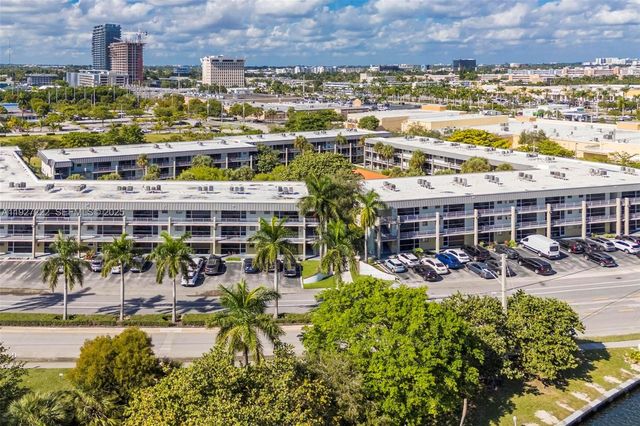 300 Layne Blvd 311, Hallandale Beach, FL 33009