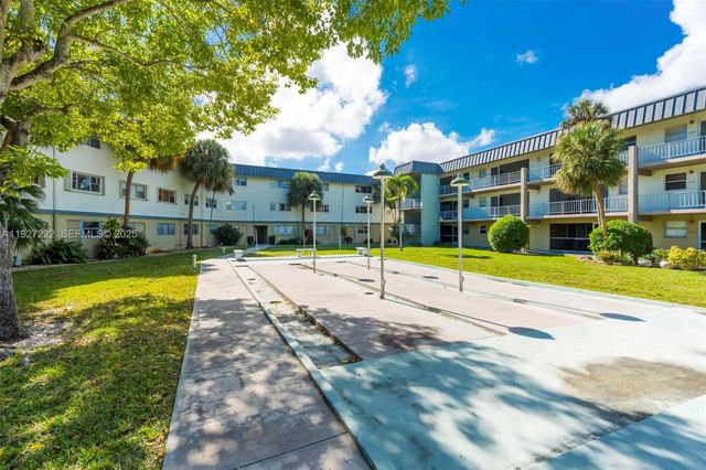 300 Layne Blvd 311, Hallandale Beach, FL 33009