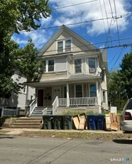118 Bell Street, Bridgeport, CT 06610
