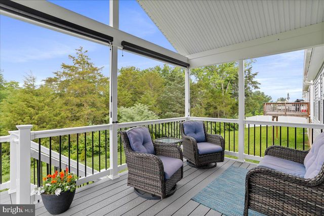 154 STAGER AVE, Falling Waters, WV 25419