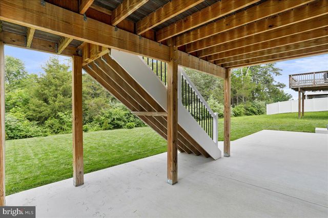 154 STAGER AVE, Falling Waters, WV 25419