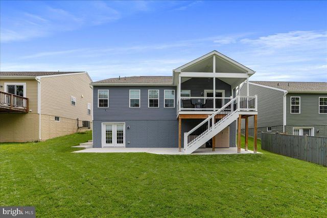 154 STAGER AVE, Falling Waters, WV 25419