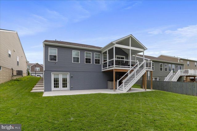 154 STAGER AVE, Falling Waters, WV 25419