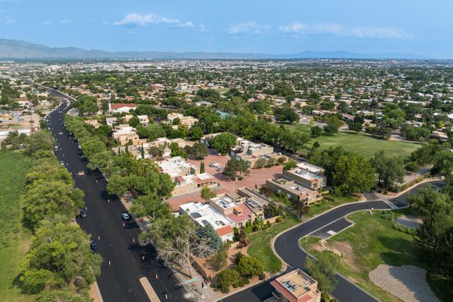 1509 Plaza Encantada NW, Albuquerque, NM 87107
