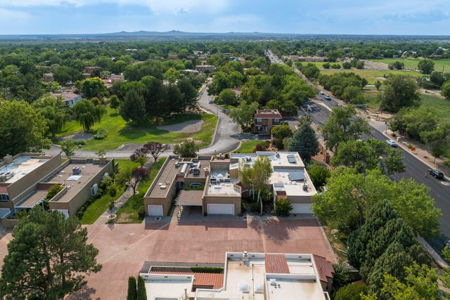 1509 Plaza Encantada NW, Albuquerque, NM 87107