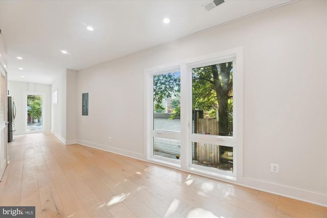 1910 BENNING RD NE #2, Washington, DC 20002