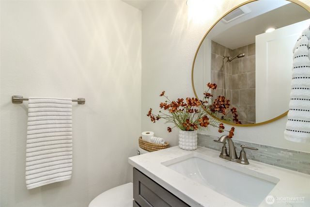6109 50 St Court W, University Place, WA 98467
