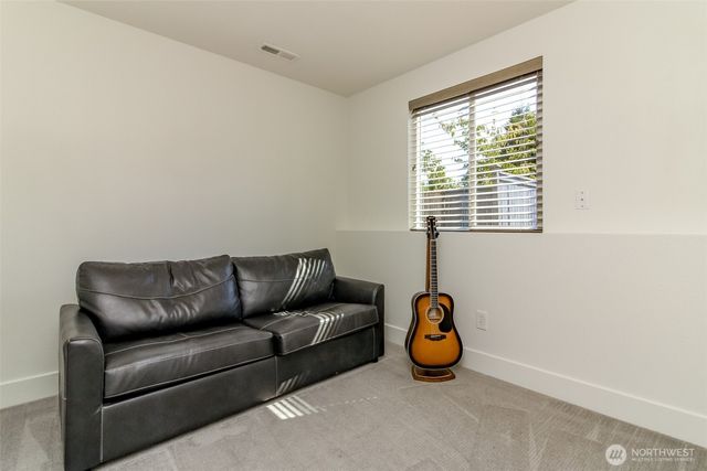 6109 50 St Court W, University Place, WA 98467
