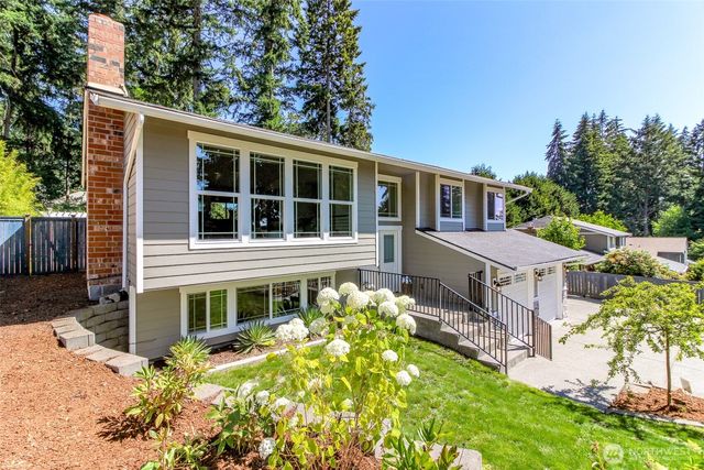 6109 50 St Court W, University Place, WA 98467