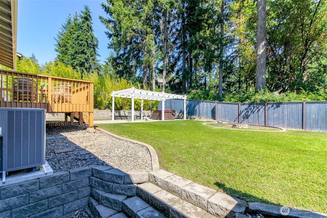 6109 50 St Court W, University Place, WA 98467