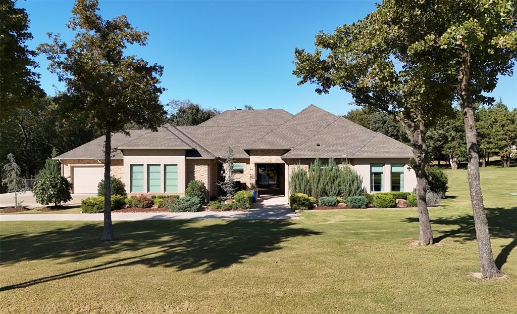 4401 Corridor Drive, Edmond, OK 73034