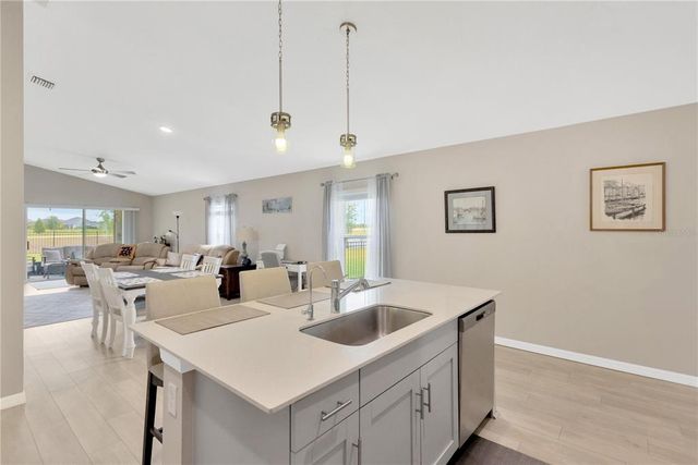 5492 SUMMER SUNSET DRIVE, Apollo Beach, FL 33572