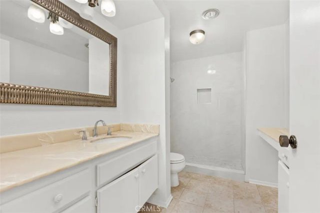 7215 Apricot, Irvine, CA 92618