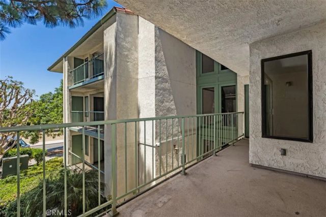 7215 Apricot, Irvine, CA 92618