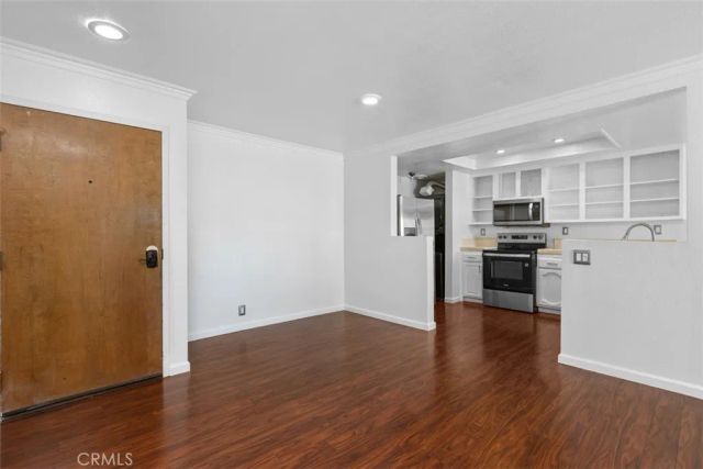 7215 Apricot, Irvine, CA 92618