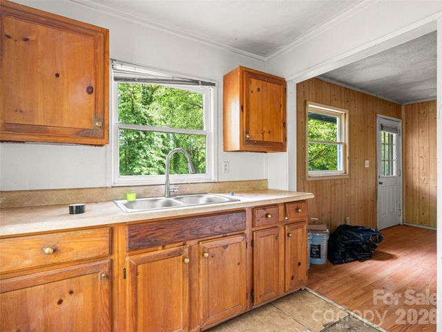 1669 Fisher Creek Road, Sylva, NC 28779