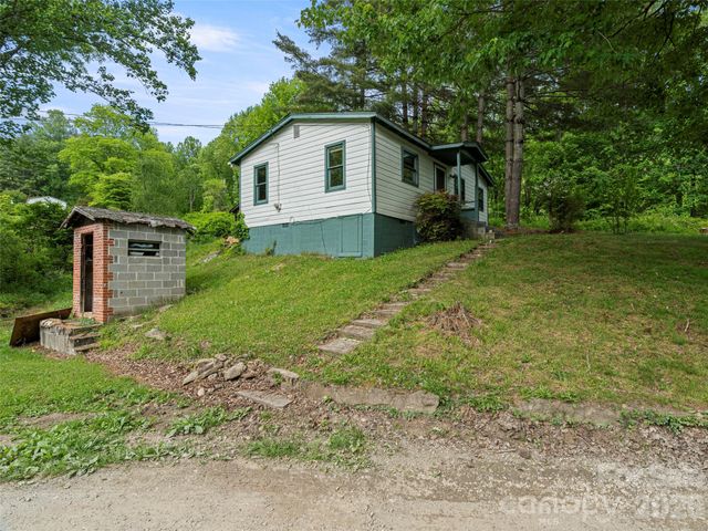1669 Fisher Creek Road, Sylva, NC 28779