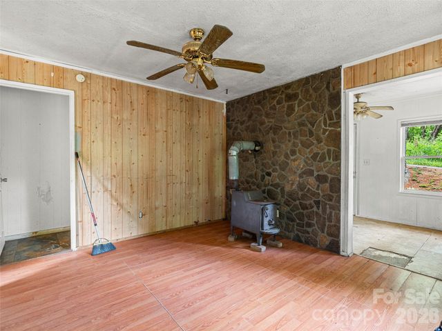 1669 Fisher Creek Road, Sylva, NC 28779