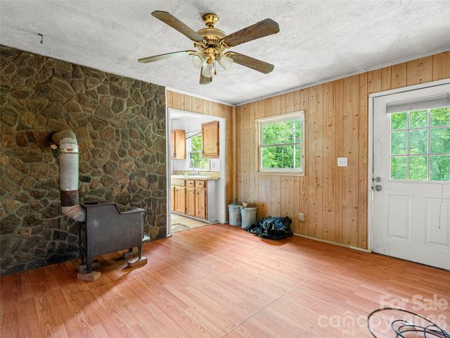 1669 Fisher Creek Road, Sylva, NC 28779