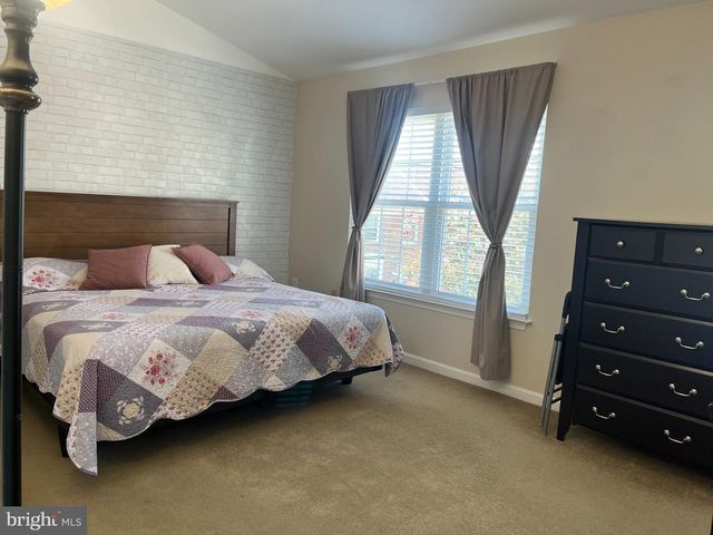 19 APPLEGRATH CT, Germantown, MD 20876